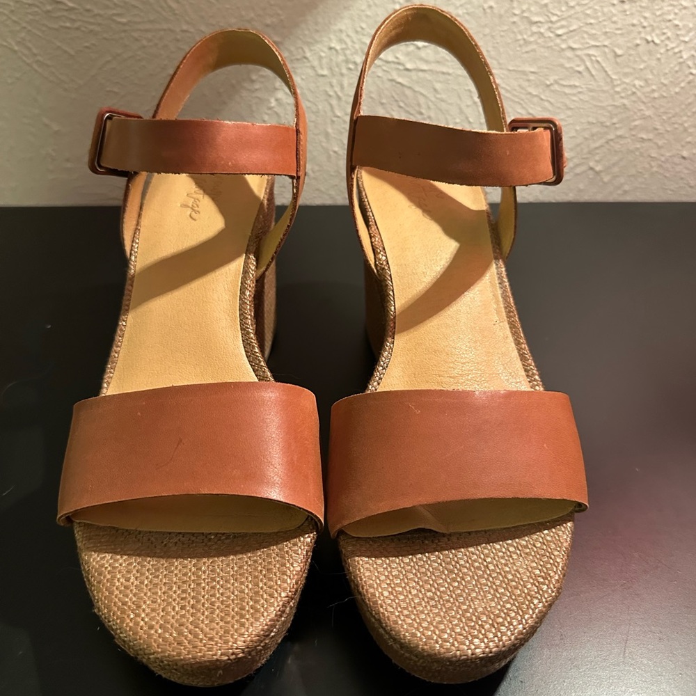 Crown Vintage Elese Wedge Sandals – Women’s Size 8.5 – Brown Leather & Raffia 🤎
